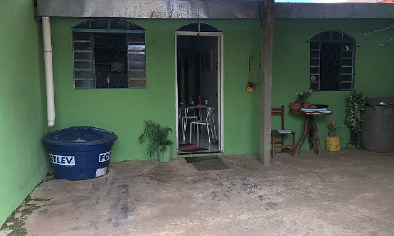 Casa - 02 Quartos - ...