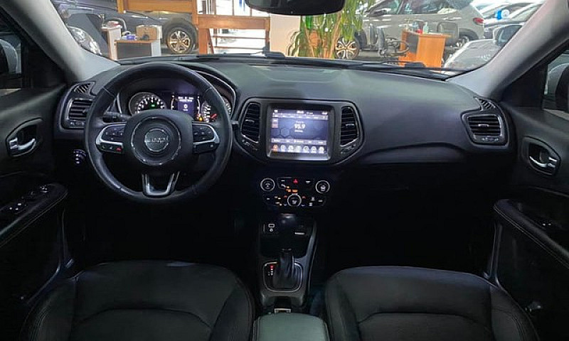 Jeep Compass Longitu...