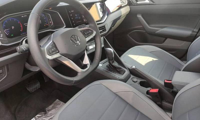 Volkswagen Nivus Hig...