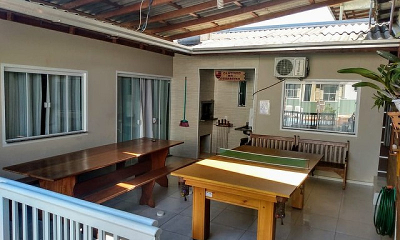 Casa Com Piscina Em ...