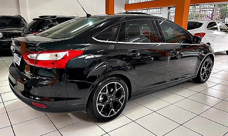 Ford- Focus 2.0 Tita...