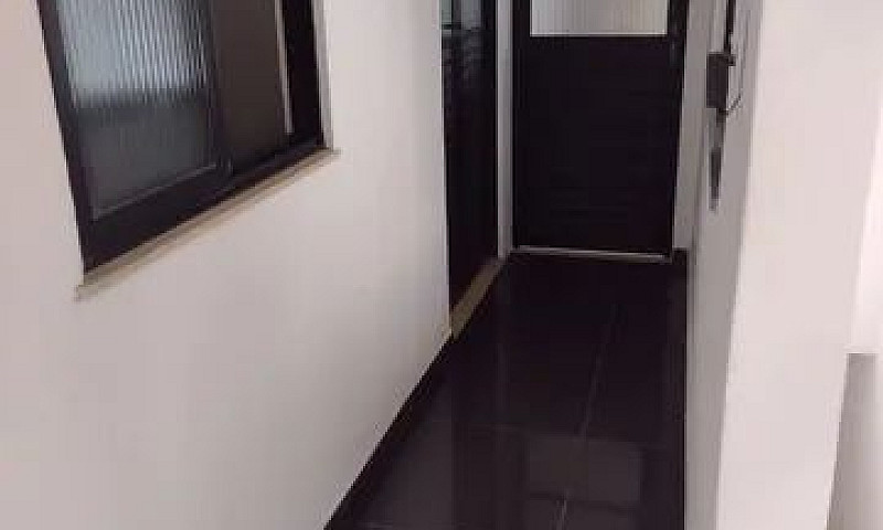 Aluga-Se Apartamento...