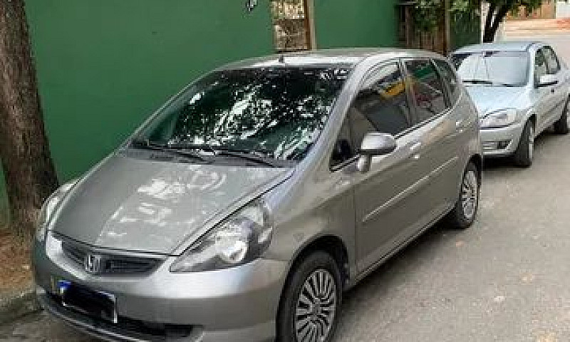 Vendo Honda Fit ...