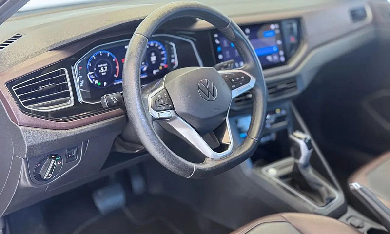 Volkswagen Virtus Hi...