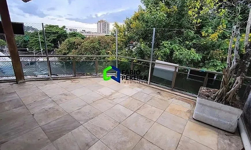 Cobertura Duplex À V...