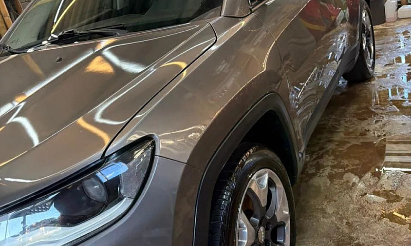 Jeep Compass Longitu...