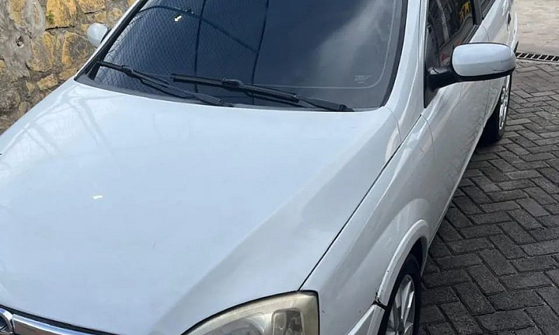 Chevrolet Corsa Sed....