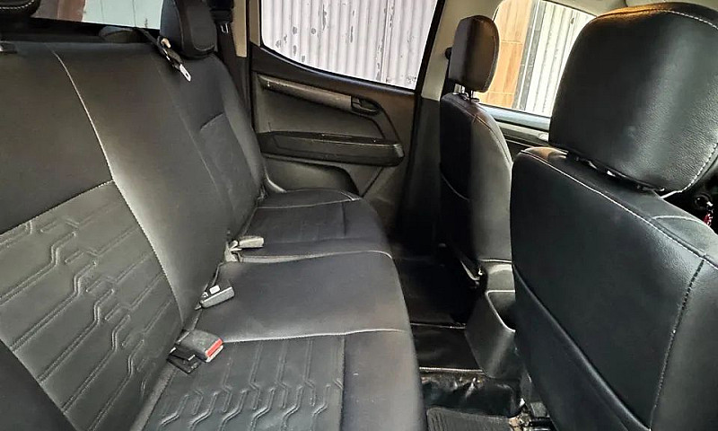 Chevrolet S10 Pick-U...