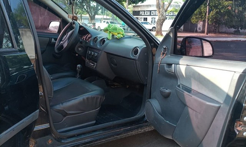 Vendo Celta Lt 1.0 F...