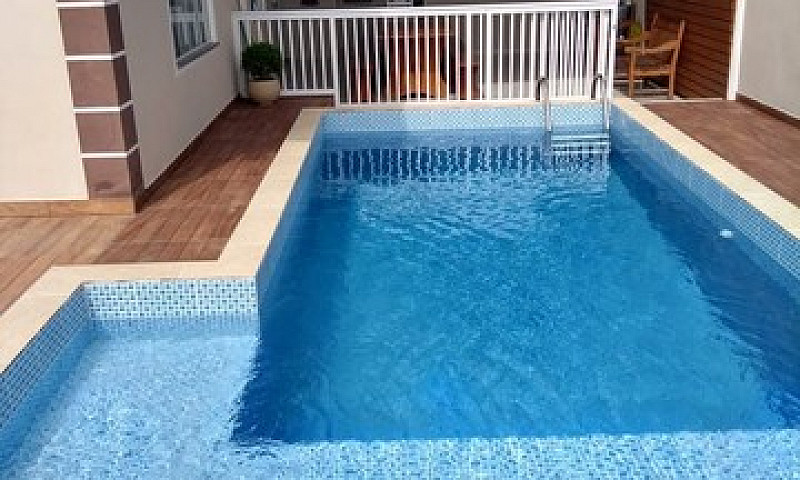 Casa Com Piscina Em ...