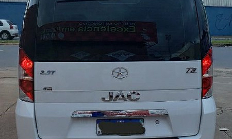 Jac T8 7 Lugares...