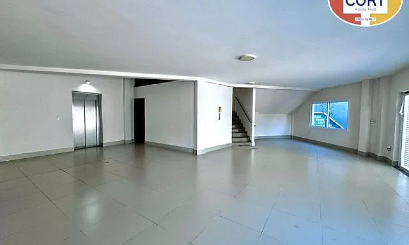 Casa De Condomínio P...