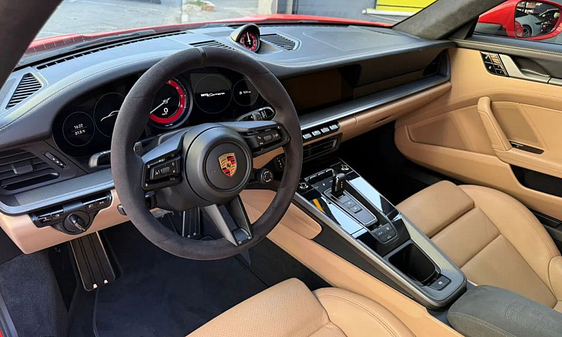 Porsche 911 Carrera ...