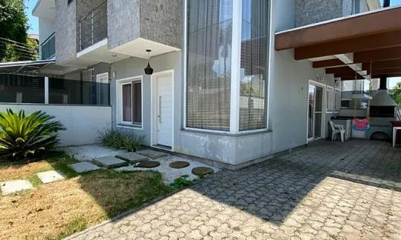 Linda Casa/Sobrado B...