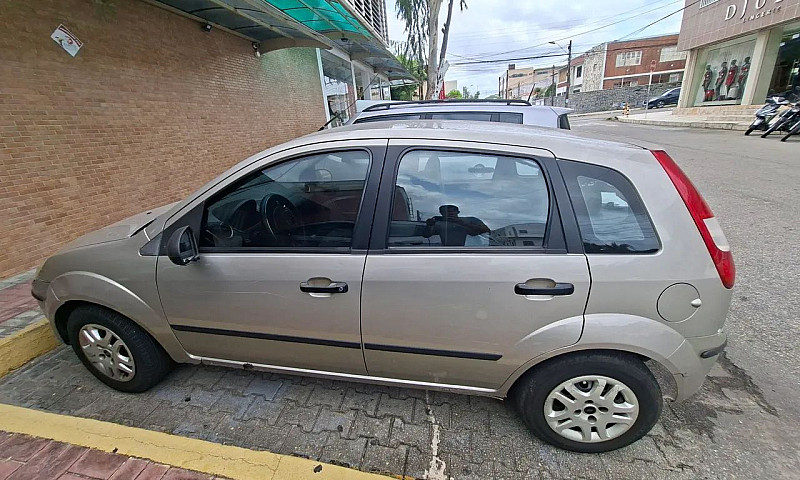 Ford Fiesta 1.0 8V F...