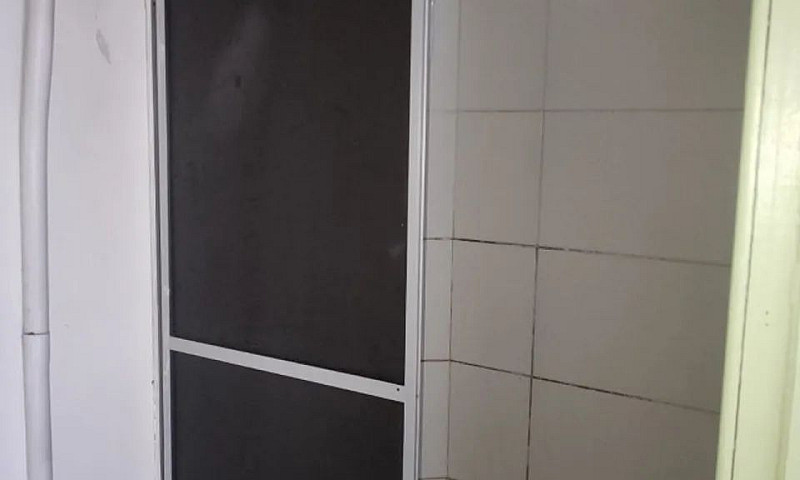 Aluga-Se Apartamento...