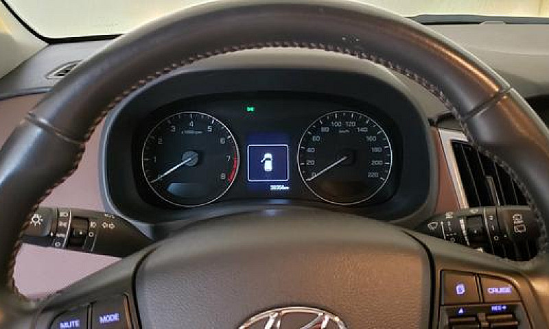 Hyundai Creta Presti...