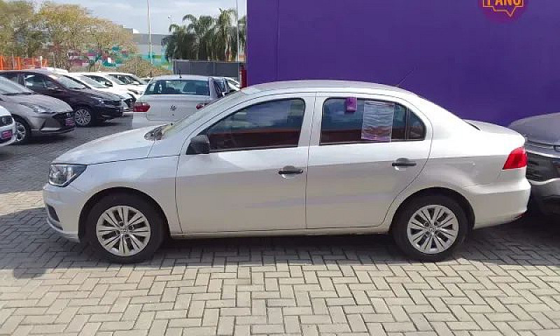 Volkswagen Voyage 1....