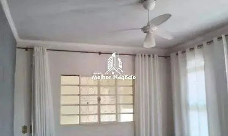 Casa À Venda Com 2 Q...