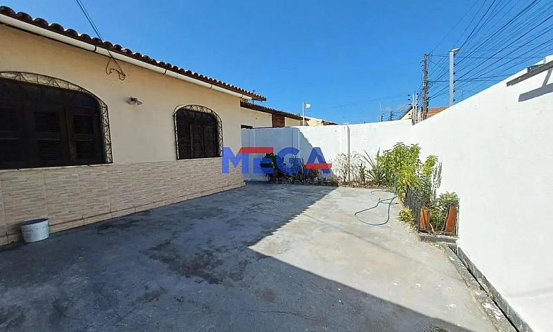 Casa Com 3 Quartos N...