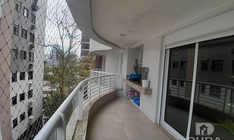Apartamento Com 4 Su...