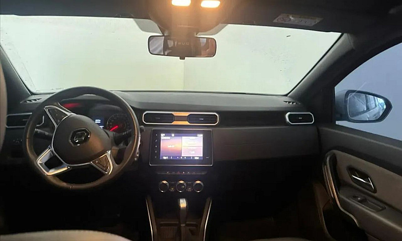 Renault Duster Iconi...