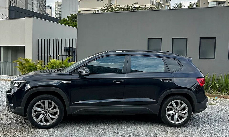 Volkswagen Taos Comf...