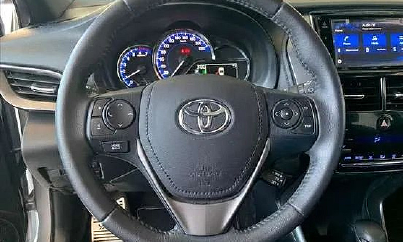 Toyota Yaris Xls 1.5...