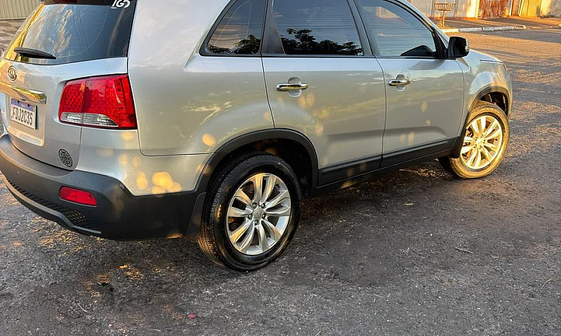 Kia Motors Sorento 2...