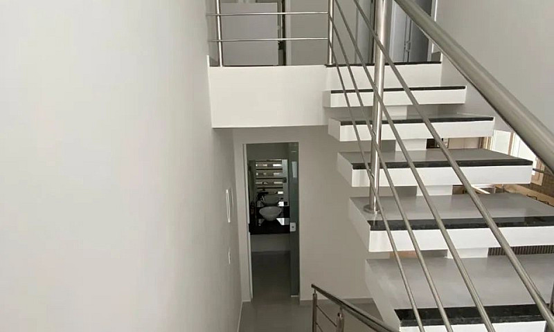 Casa / Sobrado Ponta...
