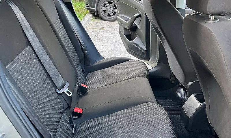 Volkswagen Polo 1.6 ...