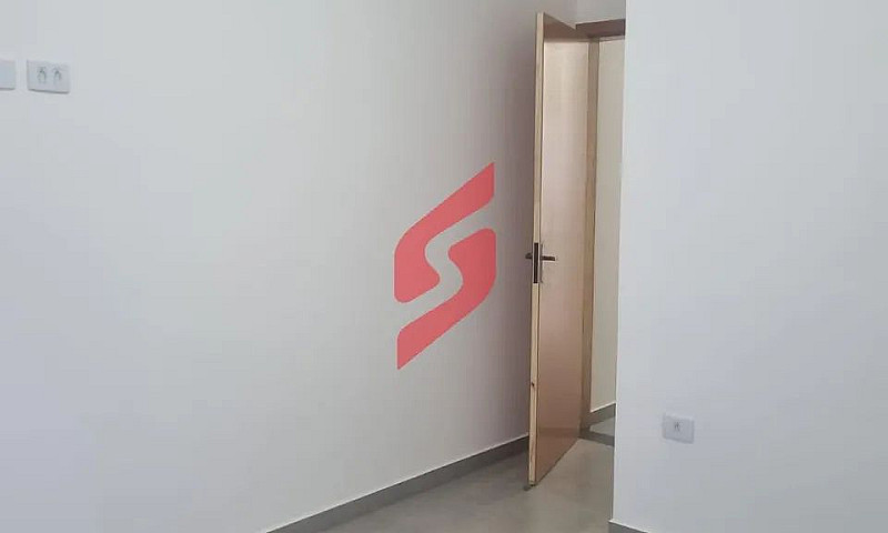 Casa Com 2 Dormitóri...