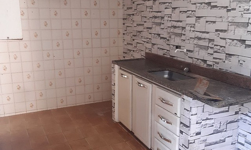 Alugo Casa De  *Fund...