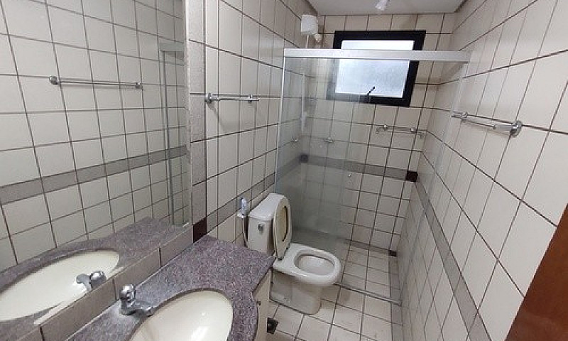 Apartamento 04 Dormi...