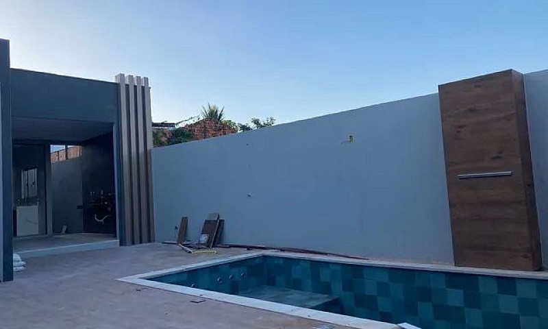 Vende-Se Casa De Alt...