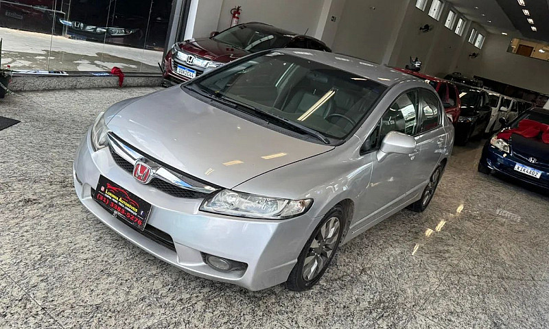 Honda Civic 1.8 Carr...
