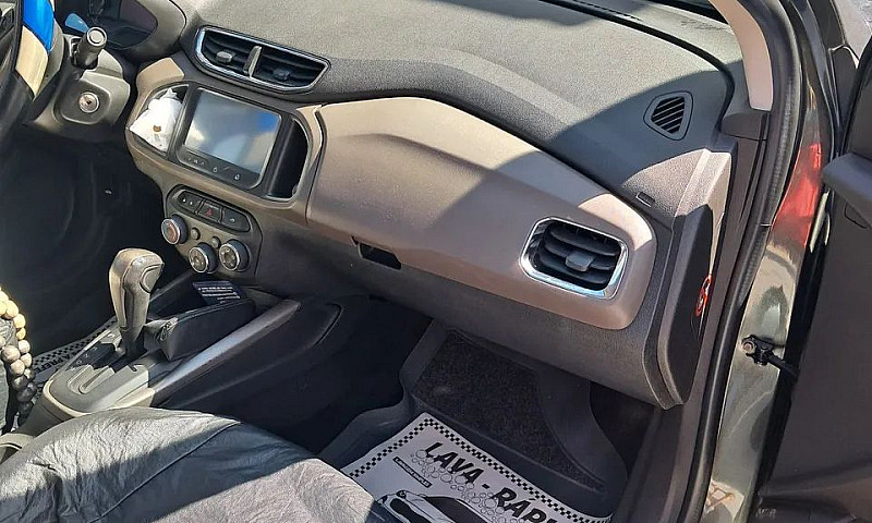Chevrolet Prisma Sed...