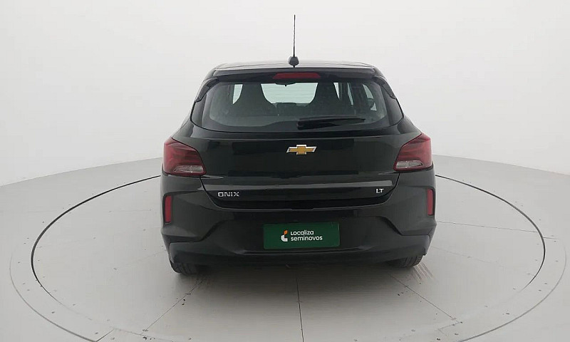 Chevrolet Onix Hatch...