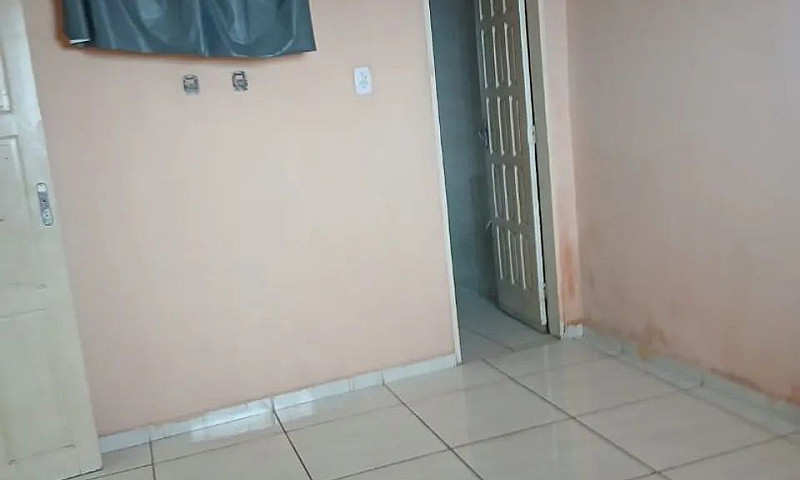  Aluga-Se Apartament...