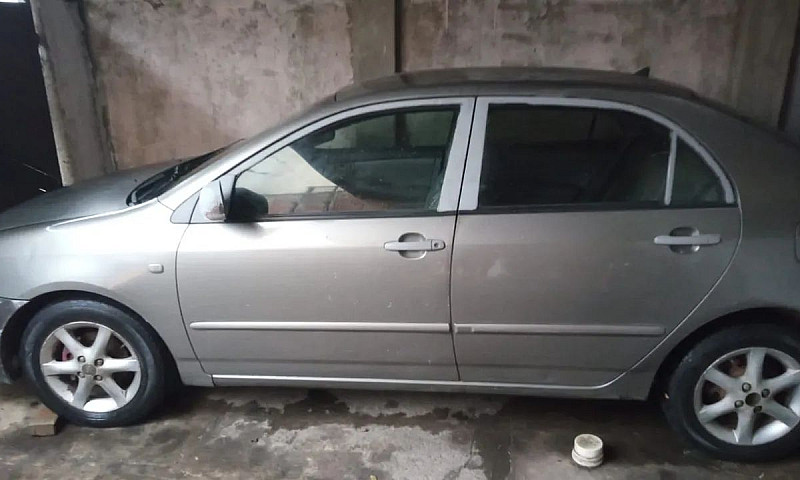 Toyota Corolla Xei 1...
