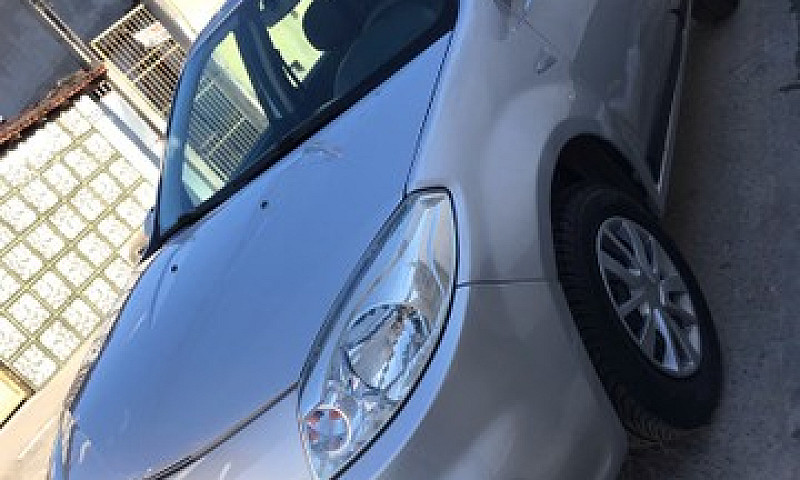 Vendo Sandero 1.0 11...