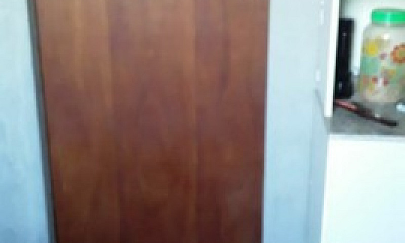 Vende-Se Essa Casa ...