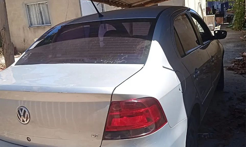 Volkswagen Voyage Tr...