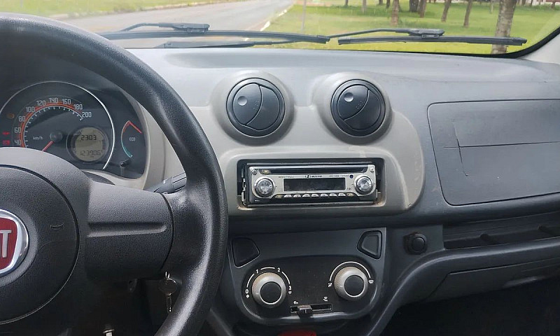 Fiat Uno Vivace 1.0 ...