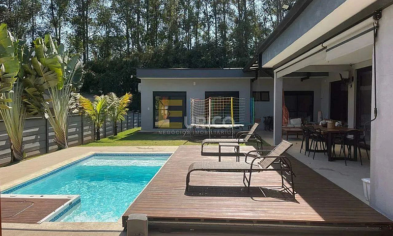 Casa Em Condomínio À...