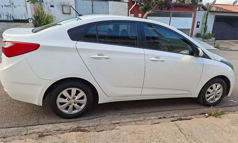 Hyundai Hb20S C.plus...
