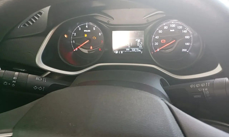 Chevrolet Onix Plus ...