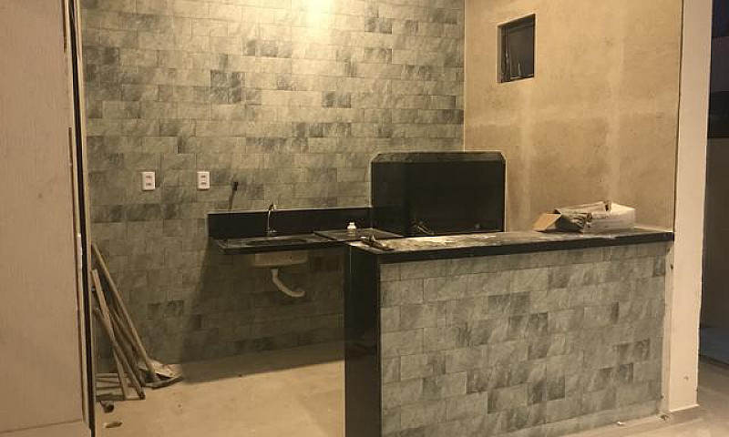 Casa Recém Construíd...