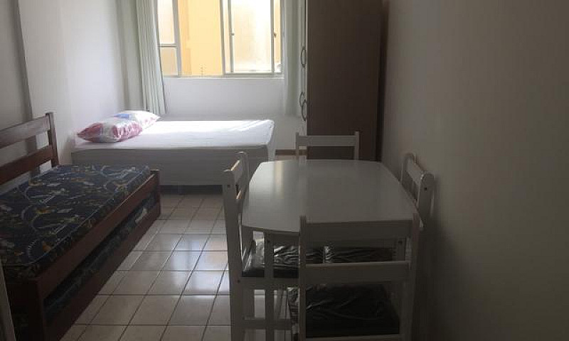 1/4 Quarto Mobiliado...