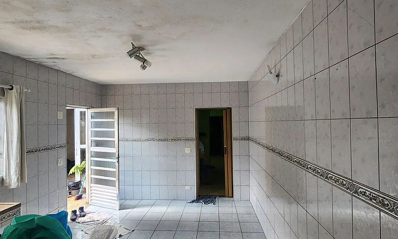 Casa Com Salão Comer...